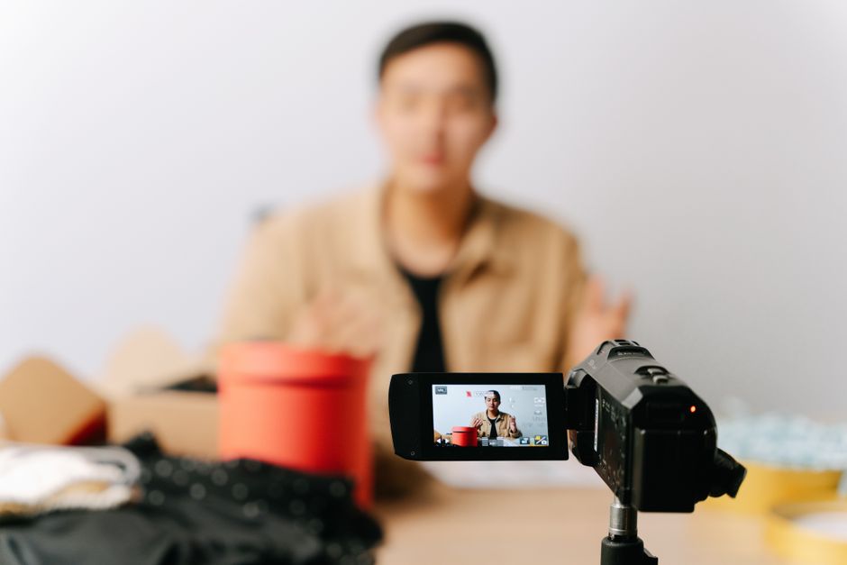 B2B Kısa Video Stratejilerinde 7 Yaygın Hata ve Çözüm Rehberi