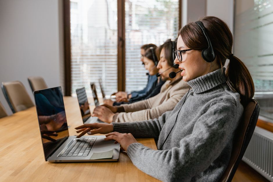 B2B CRM ve Pazarlama Otomasyonu Entegrasyonu: Kesintisiz İş Akışları Rehberi
