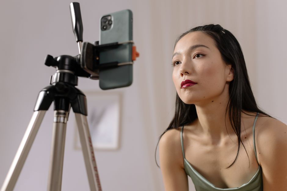 B2B Influencer Pazarlaması: Etkili Stratejiler ve Ölçümleme Rehberi
